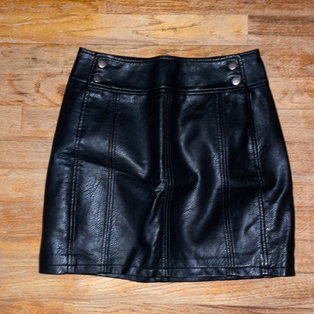 Free People Modern Femme Mini Vegan Leather Skirt with buttons size 0